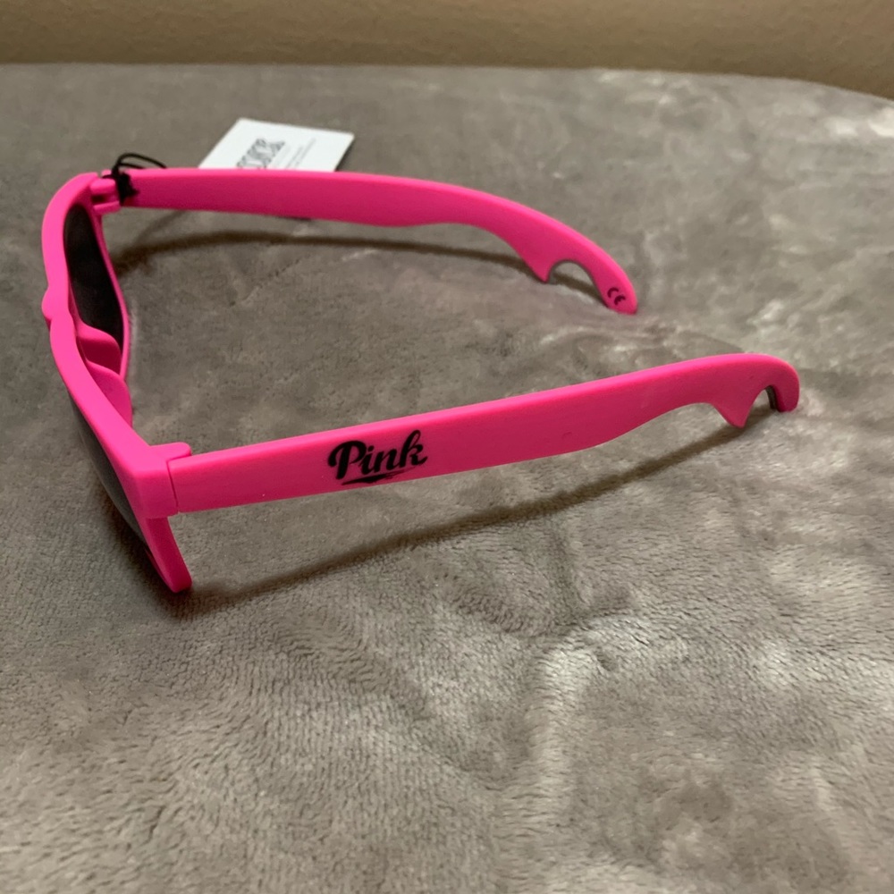 Victoria’s Secret Pink Summer Bundle - Picture 3 of 4